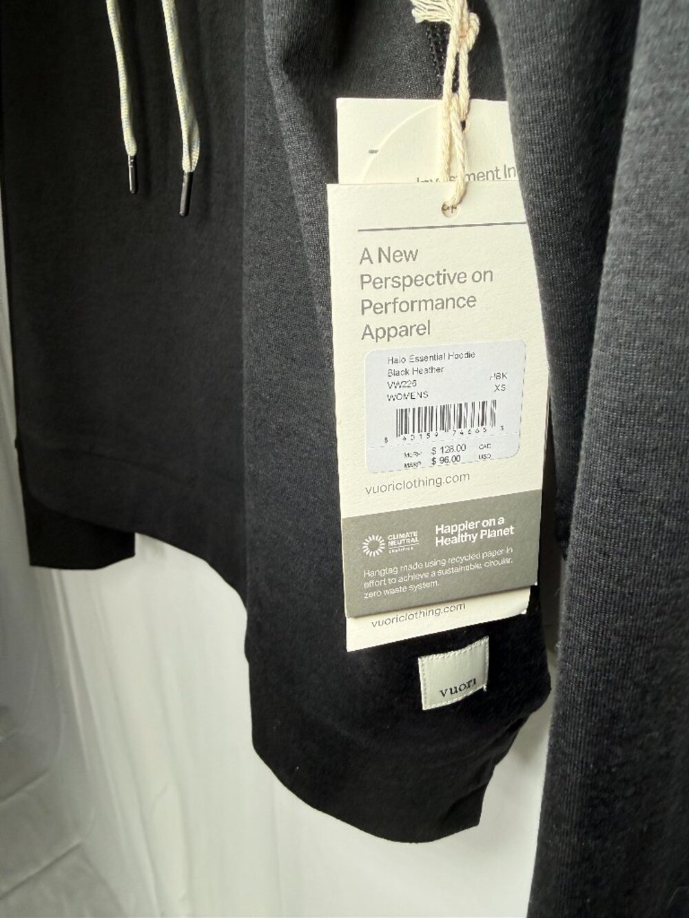 Vuori New with Tags Halo Essential Hoodie in Black Heather. Size XS.